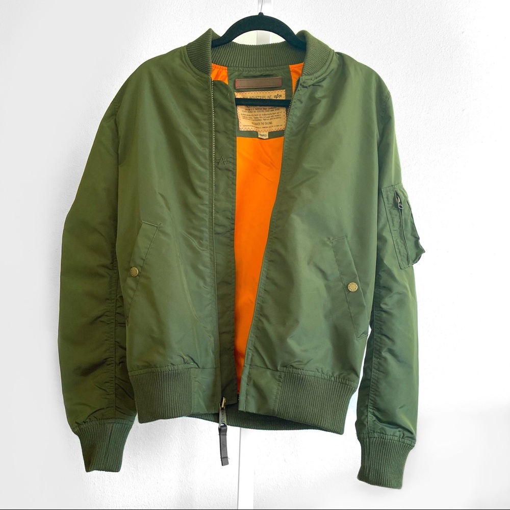 Alpha Industries bomber jacket size XS